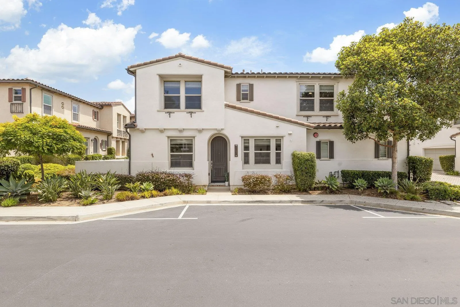 1676 Shorebreak Way Encinitas, CA 92024 - Photo 2 of 61 front view of a house with a street