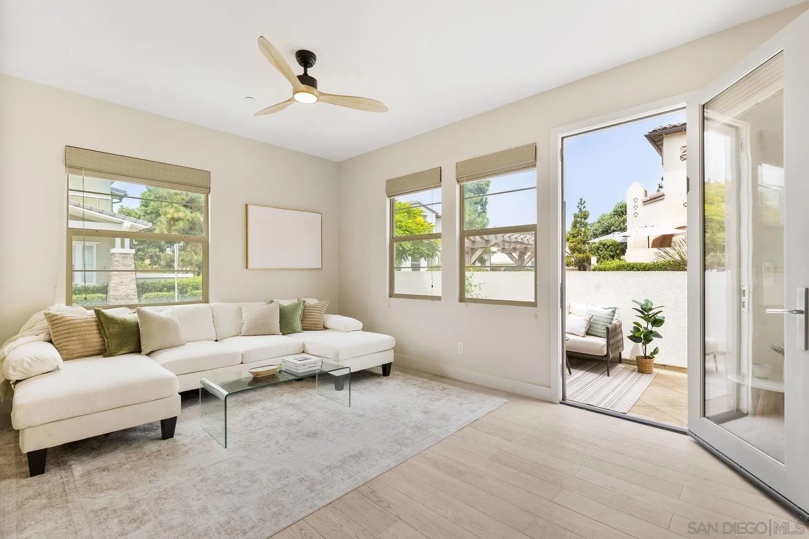 1676 Shorebreak Way Encinitas, CA 92024 - Photo 7 of 61