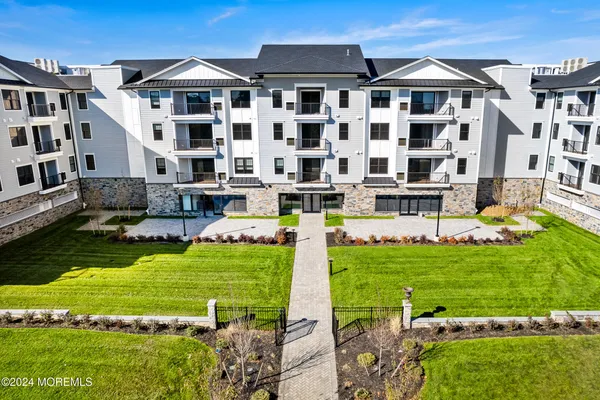 $3,300 | 298 Westwood Avenue, Unit 219, Long Branch, NJ 07740