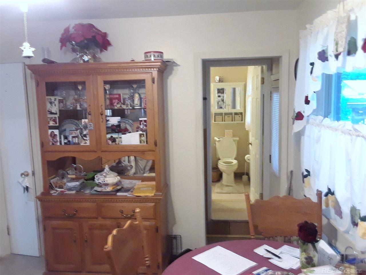 32544 Bunert Road Warren, MI 48088 - Photo 17 of 25