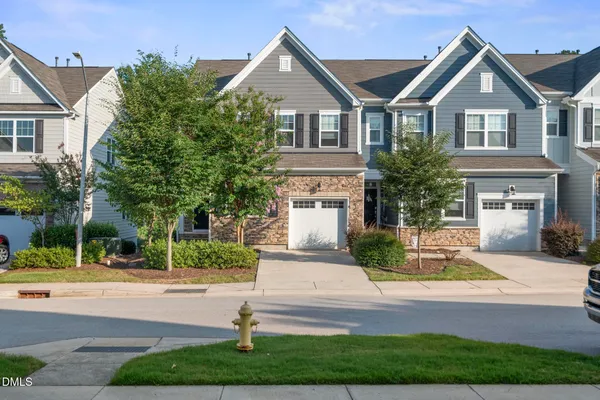 $549,000 | 229 Daisy Grove Lane, Holly Springs, NC 27540