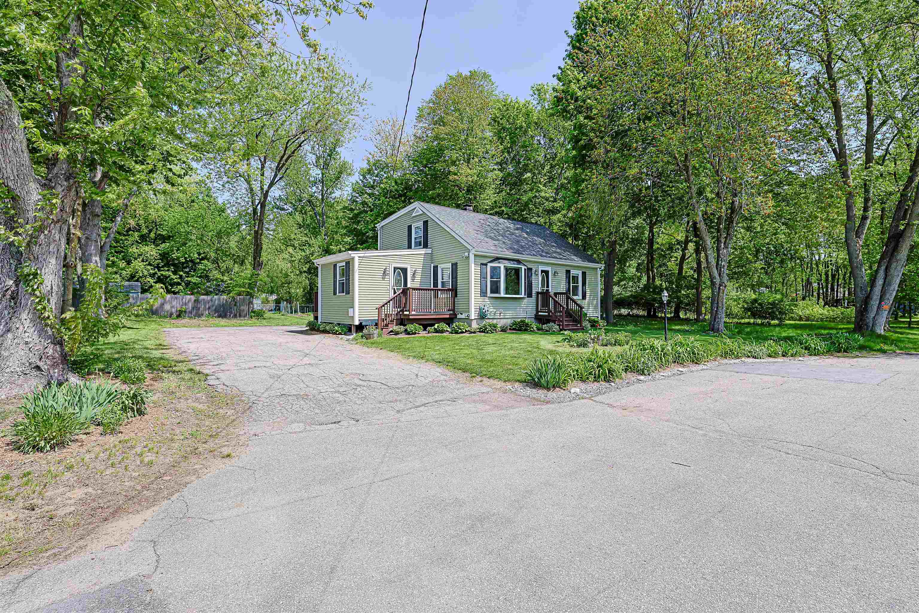 99 Knowlton Street Manchester, NH 03103 - Photo 32 of 35