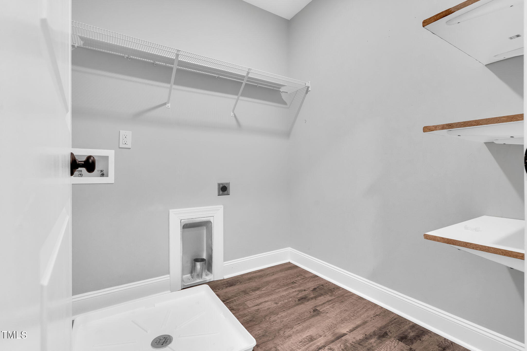 303 Pleasant Ridge Court Benson, NC 27504 - Photo 29 of 39 26-web-or-mls-DSC06509 (1)