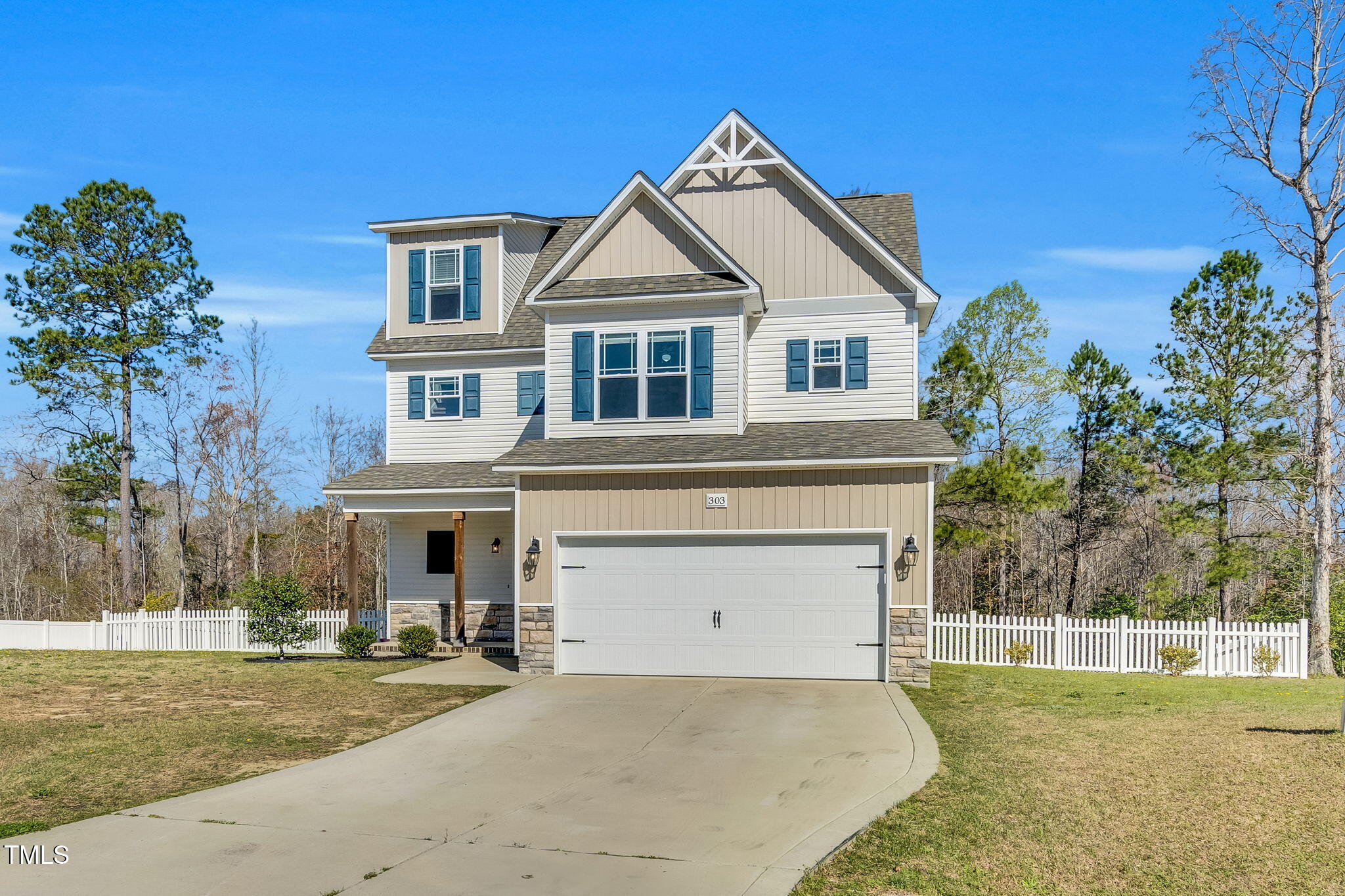 303 Pleasant Ridge Court Benson, NC 27504 - Photo 4 of 39 4-web-or-mls-DSC06399