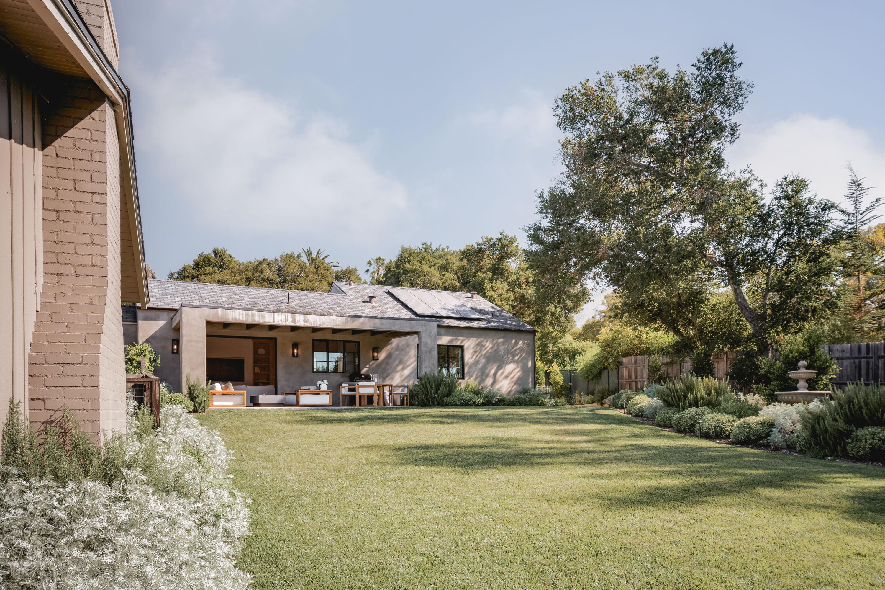 2775 Sycamore Canyon Road Montecito, CA 93108 - Photo 15 of 33 ADU: Covered Patio & Grassy Lawn