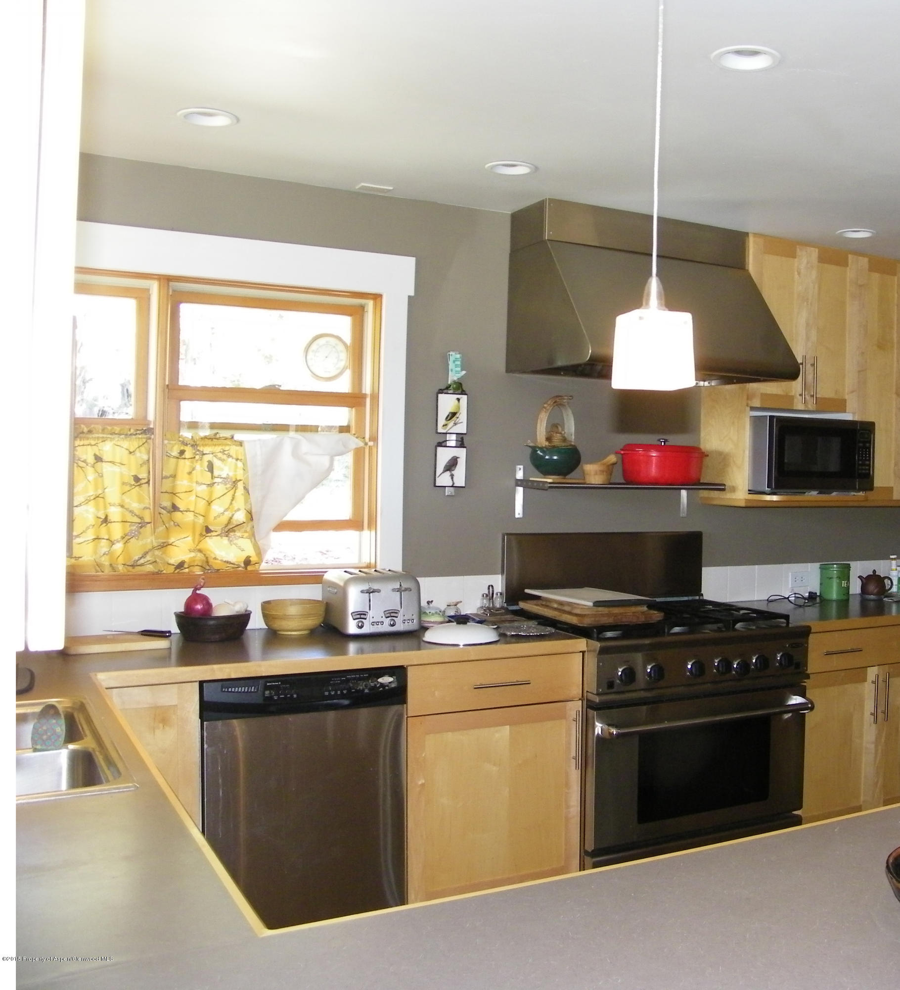 378 Faas Ranch Road New Castle, CO 81647 - Photo 3 of 17 kitchen.jpg