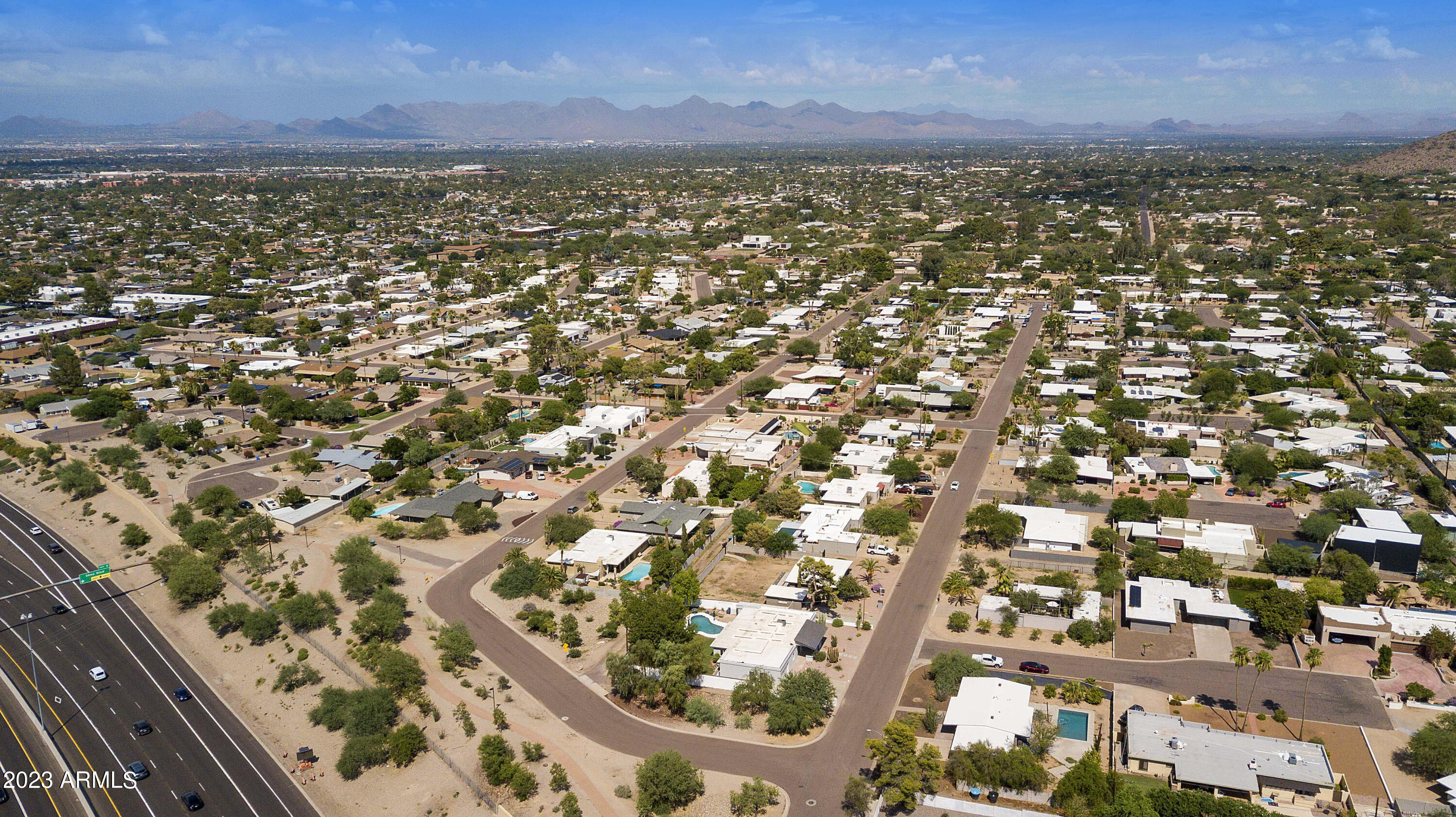 3318 East Onyx Avenue Phoenix, AZ 85028 - Photo 31 of 55 a view of city and mountain