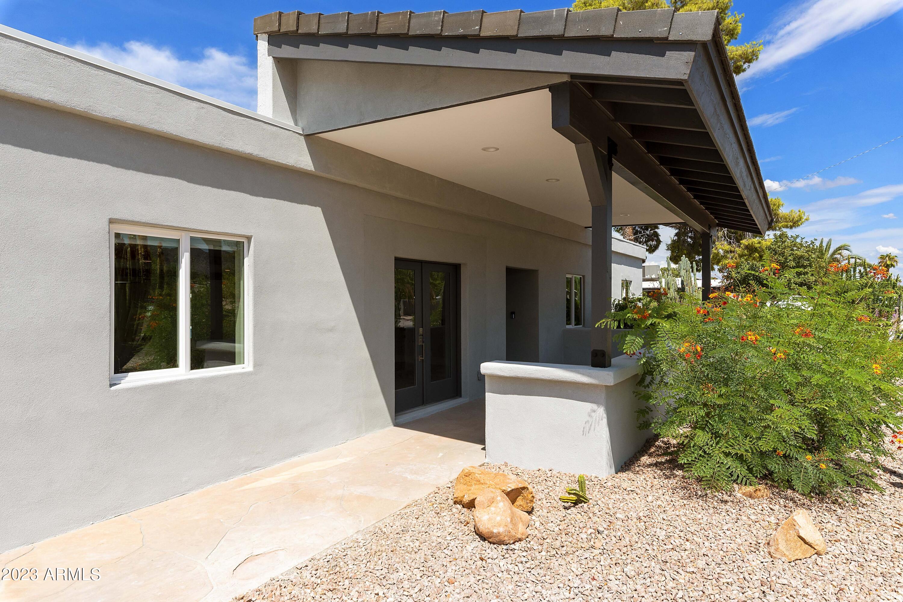 3318 East Onyx Avenue Phoenix, AZ 85028 - Photo 4 of 55 a view of a front door of house