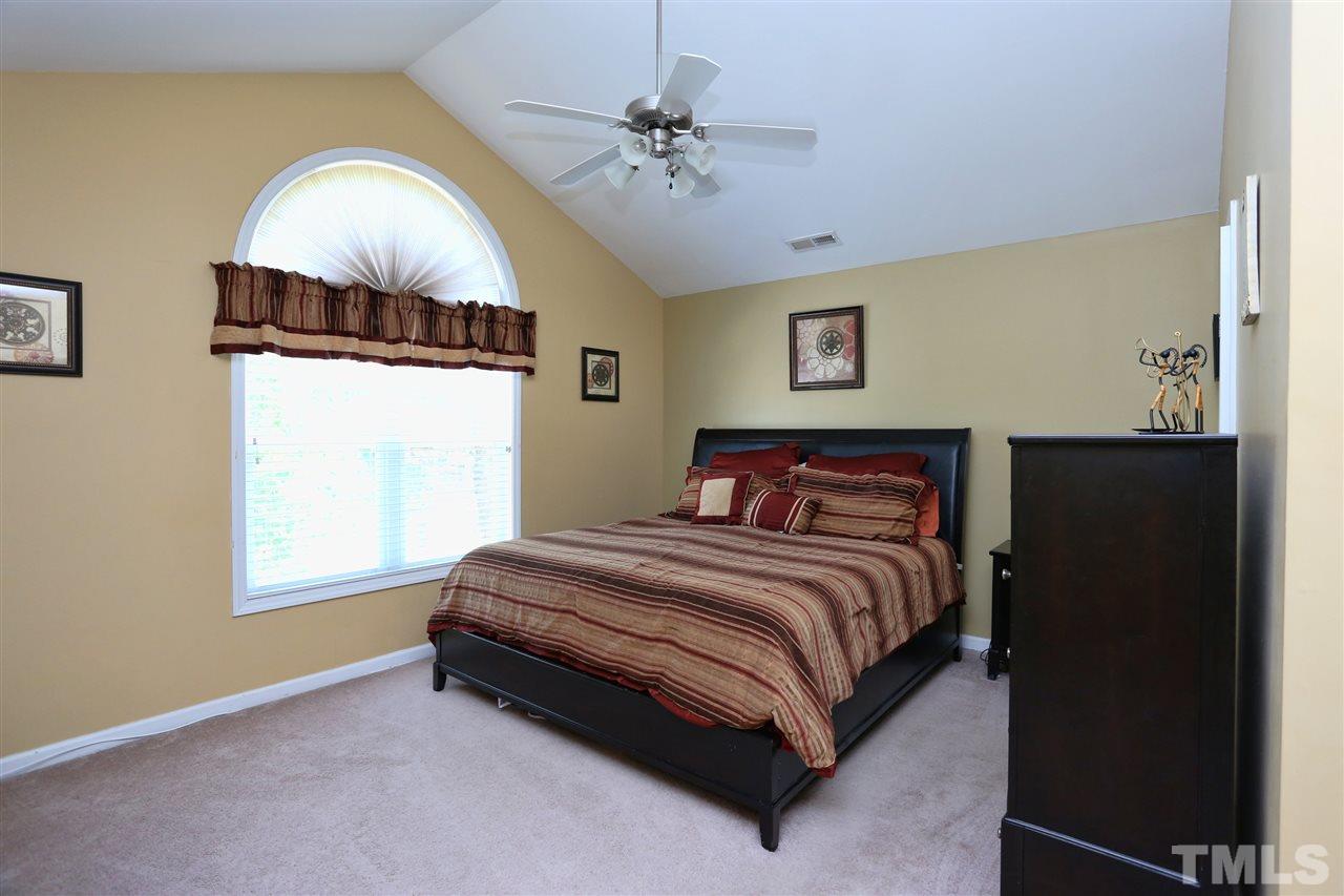 5946 Brambleberry Way Raleigh, NC 27616 - Photo 11 of 24 Gallery Image 11