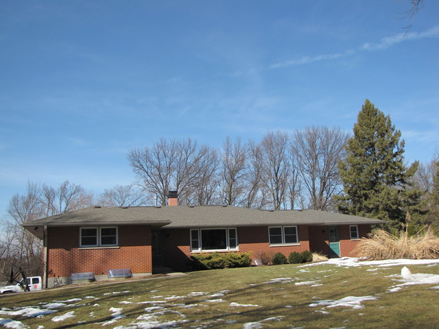 40W899 Russell Road Elgin, IL 60124 - Photo 1 of 22