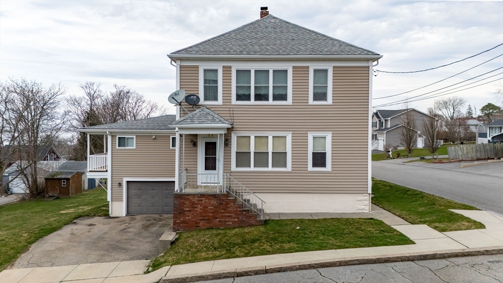 34 Last Street Fall River, MA 02724 - Photo 1 of 33