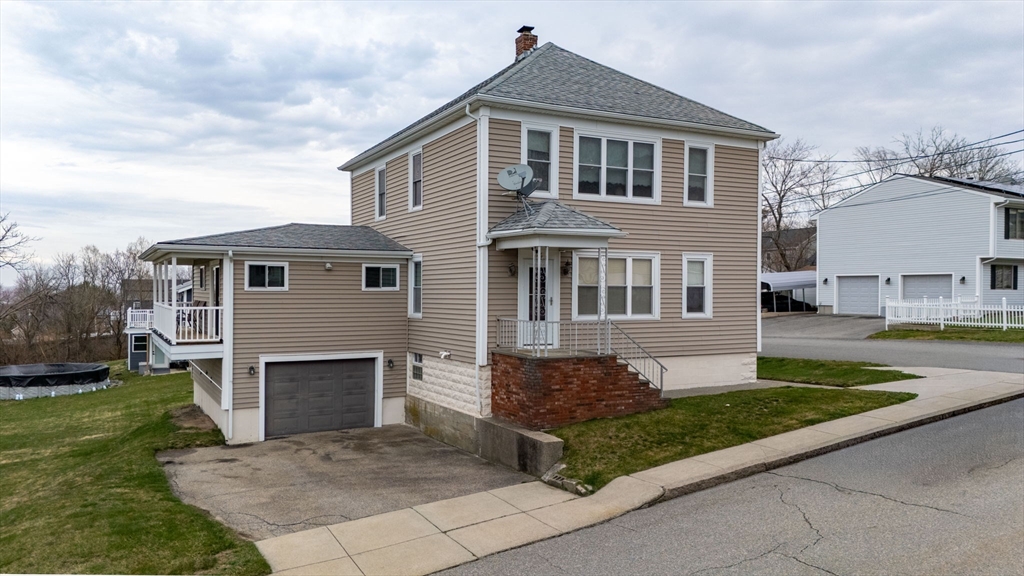 34 Last Street Fall River, MA 02724 - Photo 2 of 33