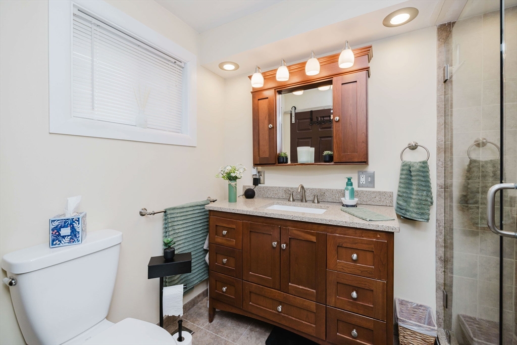 34 Last Street Fall River, MA 02724 - Photo 23 of 33