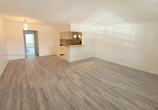 $129,000 | 14 Salisbury A, Unit 14, West Palm Beach, FL 33417