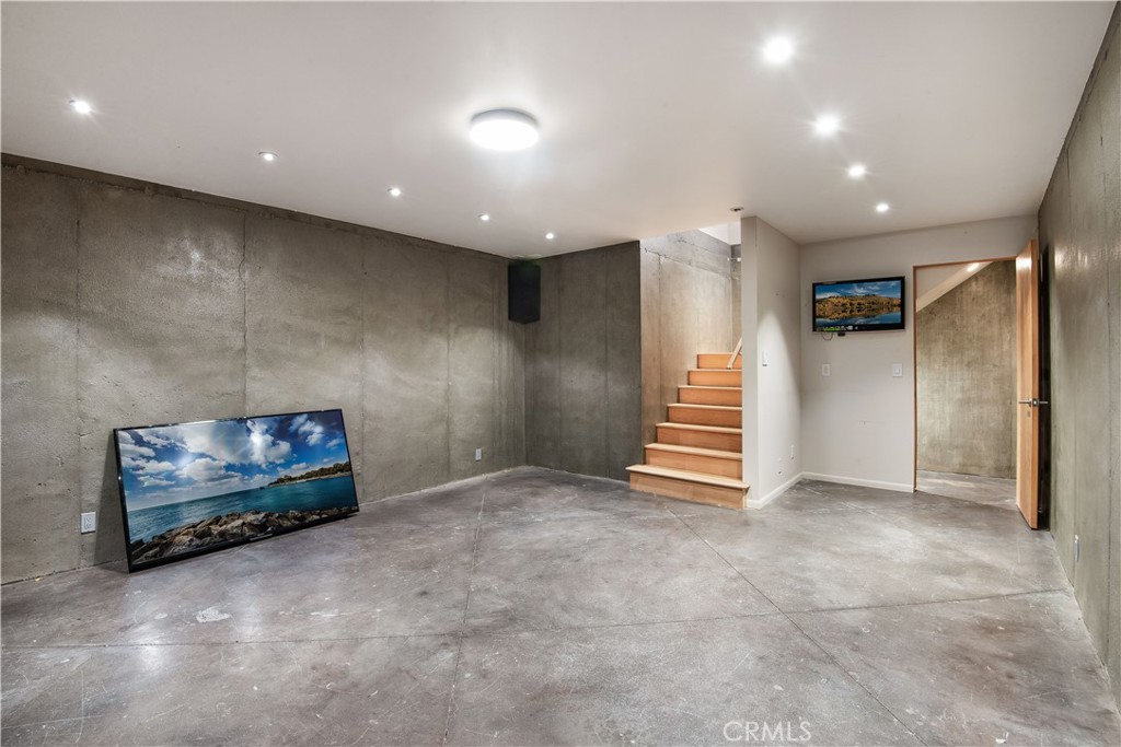 2913 Winlock Road Torrance, CA 90505 - Photo 37 of 43