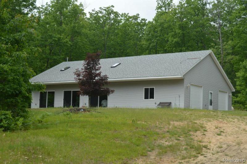 1378 Fleming Road Lewiston, MI 49756 - Photo 5 of 43 Gallery Image 5