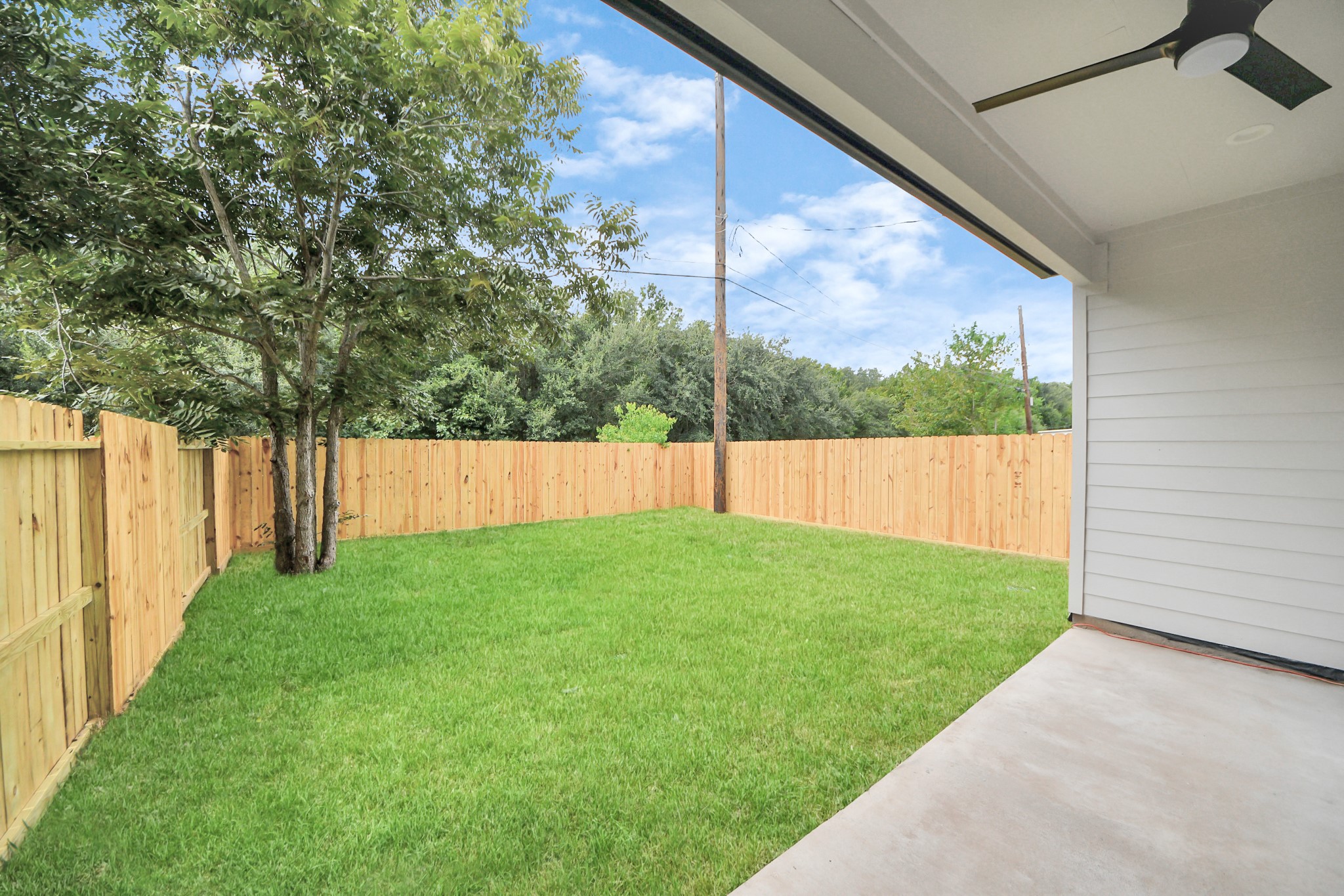 5218 Higgins Street, Unit A/B Houston, TX 77033 - Photo 40 of 40 Photos are of a completed home with similar finishes and are for representation purposes only. Property set to be complete in 60 days.