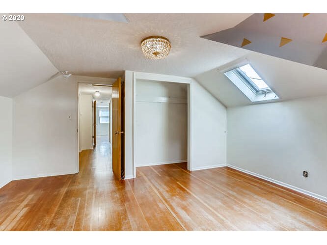 6614 Southwest Garden Home Road Portland, OR 97223 - Photo 20 of 30 Gallery Image 20