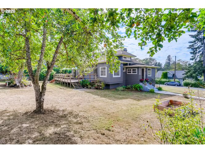 6614 Southwest Garden Home Road Portland, OR 97223 - Photo 3 of 30 Gallery Image 3