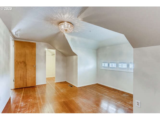 6614 Southwest Garden Home Road Portland, OR 97223 - Photo 23 of 30 Gallery Image 23