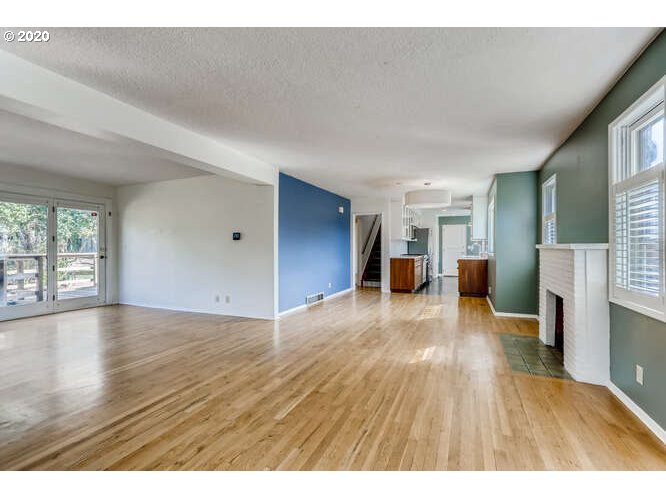 6614 Southwest Garden Home Road Portland, OR 97223 - Photo 6 of 30 Gallery Image 6