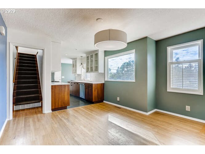 6614 Southwest Garden Home Road Portland, OR 97223 - Photo 8 of 30 Gallery Image 8