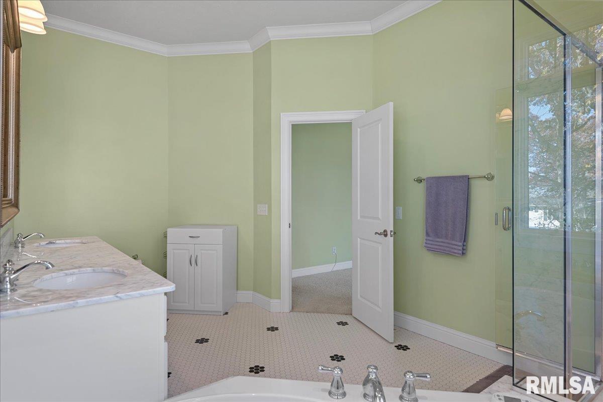 25 Oak Lane Springfield, IL 62712 - Photo 34 of 65 Gallery Image 34
