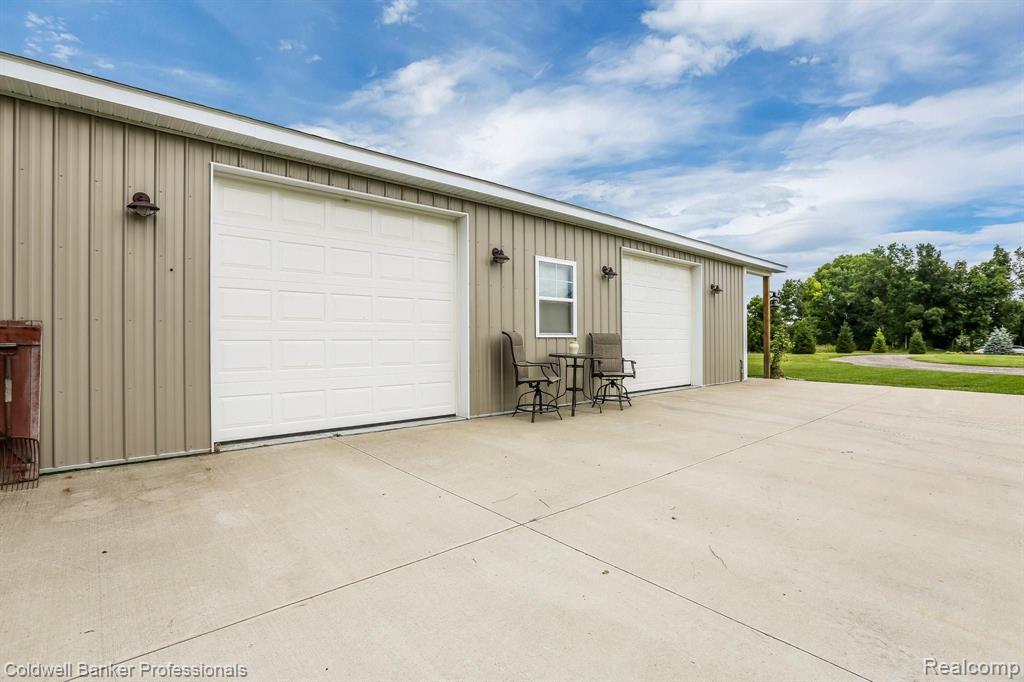 8665 Oak Hill Road Clarkston, MI 48348 - Photo 31 of 49