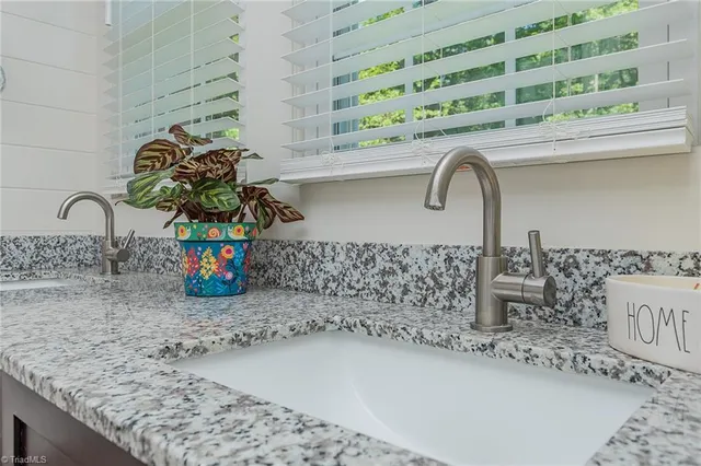 $240,000 | 160 Taylor Road, Lexington, NC 27295