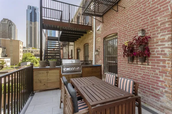 $8,000 | 154 Sussex Street, Unit 2, Jersey City, NJ 07302