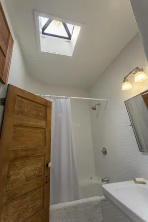 $8,000 | 154 Sussex Street, Unit 2, Jersey City, NJ 07302