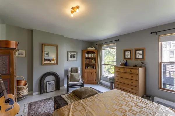 $8,000 | 154 Sussex Street, Unit 2, Jersey City, NJ 07302