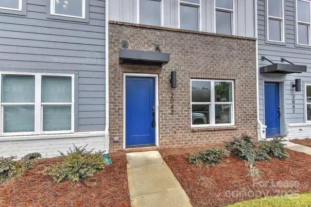$2,250 | 2043 Clarksdale Drive, Charlotte, NC 28206