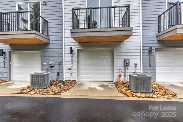 $2,250 | 2043 Clarksdale Drive, Charlotte, NC 28206