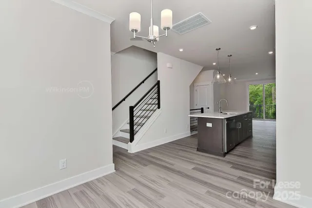 $2,250 | 2043 Clarksdale Drive, Charlotte, NC 28206