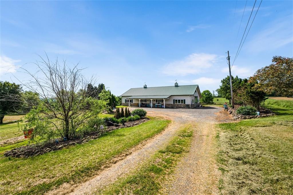 752 Lancaster Road Fombell, PA 16123 - Photo 31 of 47 Gallery Image 31