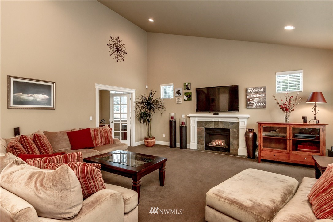 8223 178th Avenue Southwest Rochester, WA 98579 - Photo 12 of 25