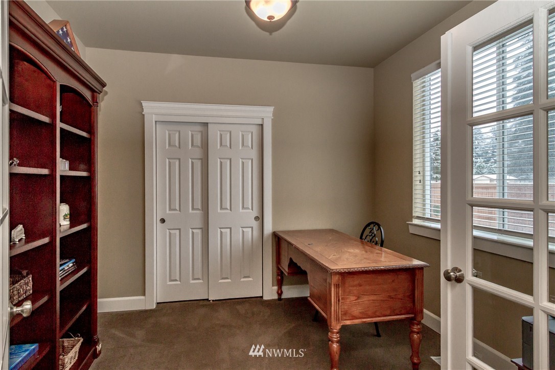 8223 178th Avenue Southwest Rochester, WA 98579 - Photo 14 of 25