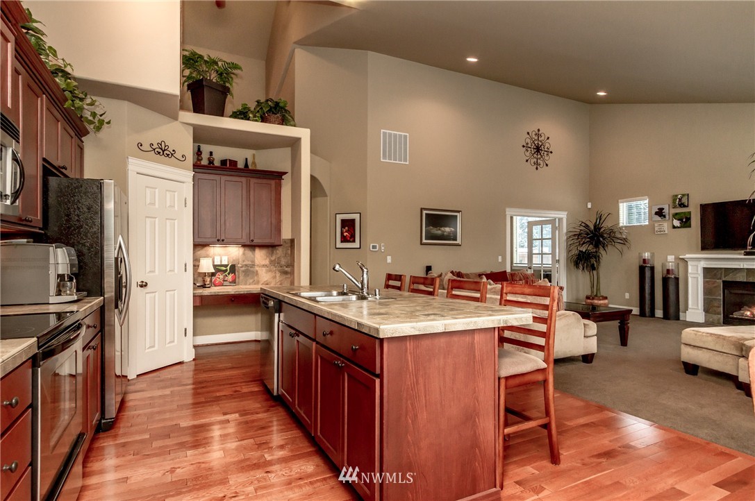 8223 178th Avenue Southwest Rochester, WA 98579 - Photo 16 of 25