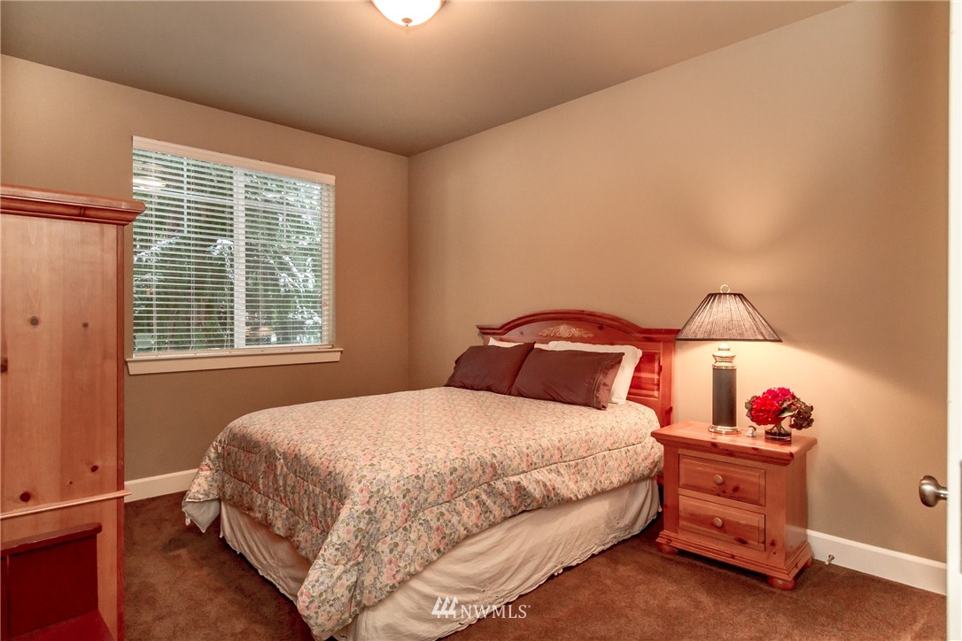 8223 178th Avenue Southwest Rochester, WA 98579 - Photo 8 of 25