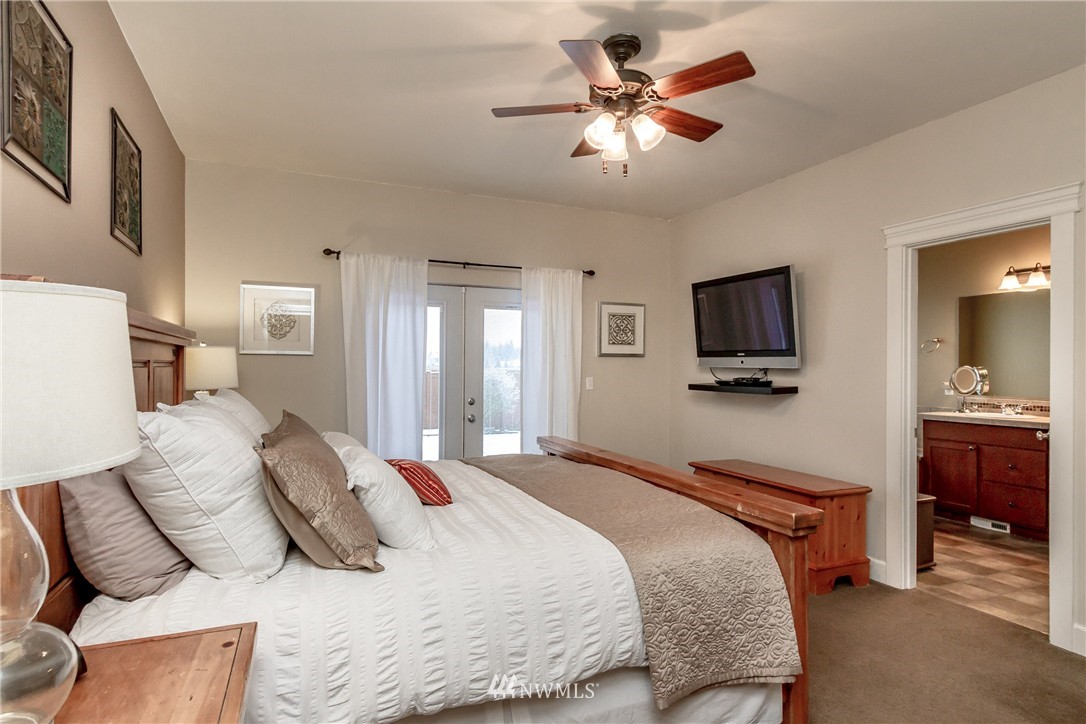 8223 178th Avenue Southwest Rochester, WA 98579 - Photo 9 of 25