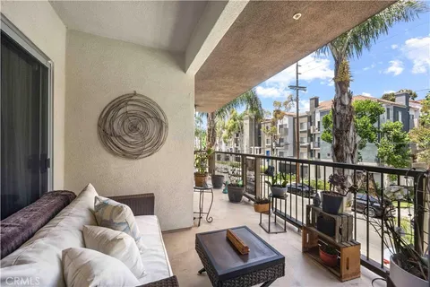 $659,999 | 7100 Alvern Street, Unit 311, Los Angeles, CA 90045