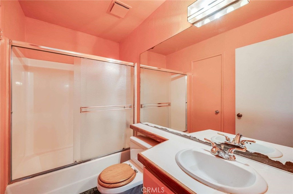4140 Workman Mill Road, Unit 170 Whittier, CA 90601 - Photo 16 of 32 a bathroom with a sink toilet and shower