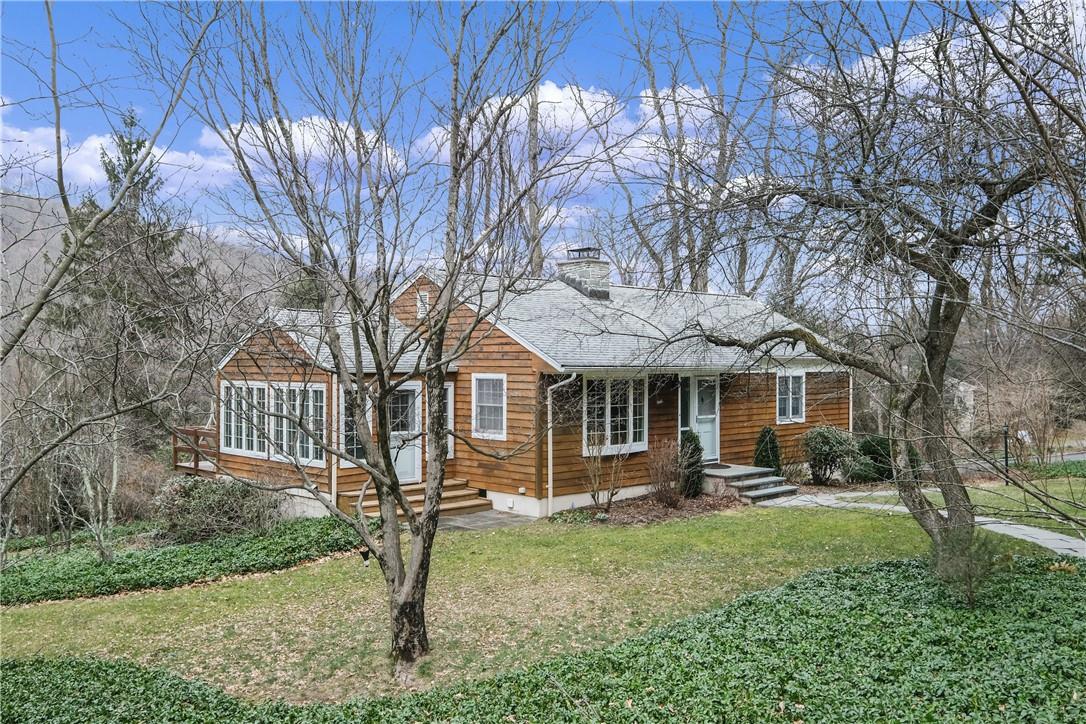 168 Castle Road Chappaqua, NY 10514 - Photo 1 of 1 Gallery Image 1
