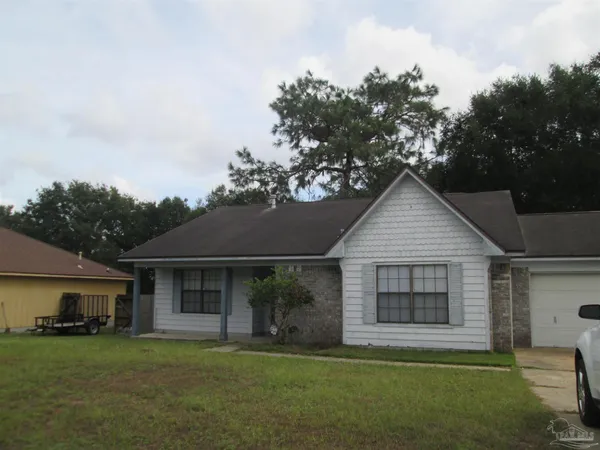 $1,700 | 6734 Bellview Pines Road, Pensacola, FL 32526