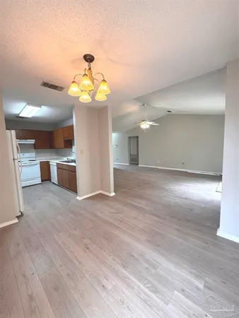 $1,700 | 6734 Bellview Pines Road, Pensacola, FL 32526