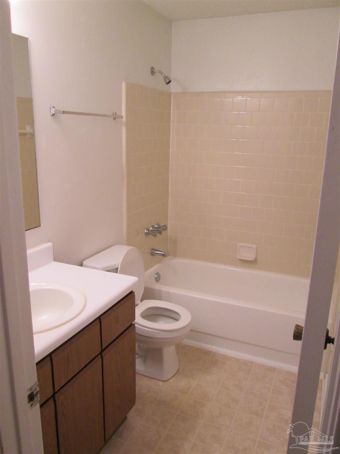 6734 Bellview Pines Road Pensacola, FL 32526 - Photo 9 of 11