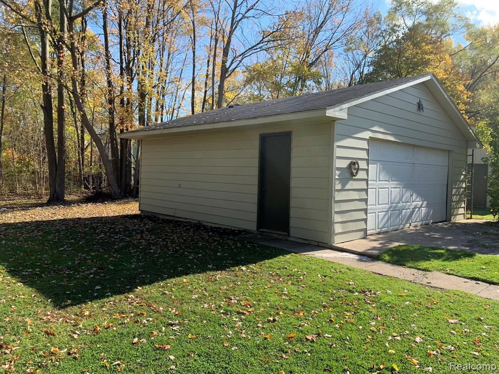 5480 North State Road Davison, MI 48423 - Photo 6 of 26