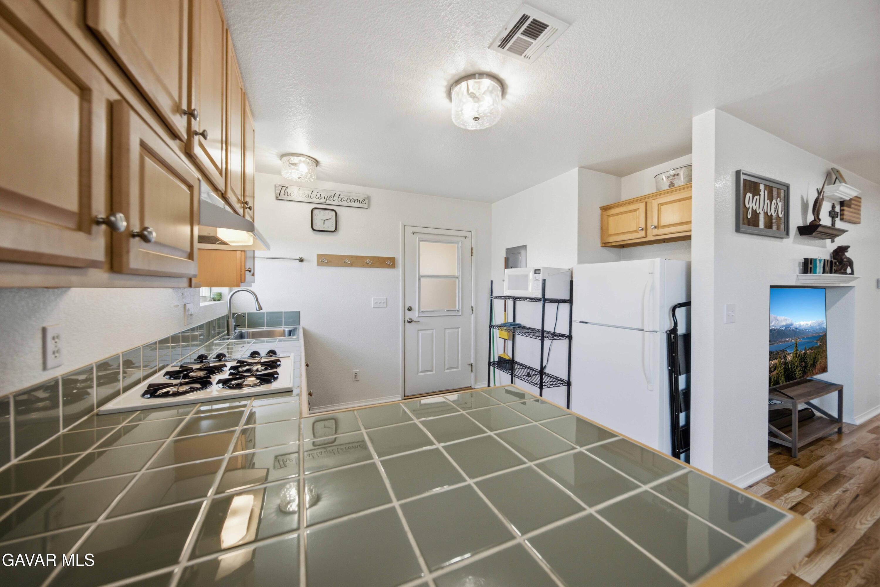 28241 Lancaster Road Lancaster, CA 93536 - Photo 35 of 59 35