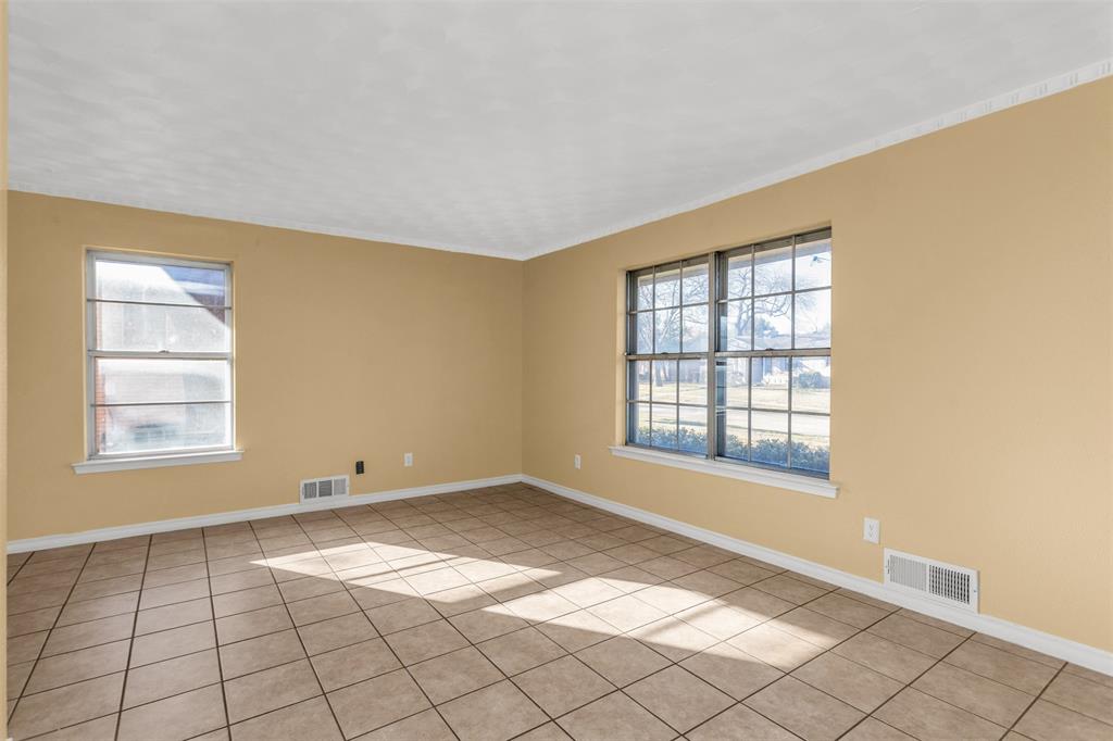 2608 Meandering Way Plano, TX 75074 - Photo 13 of 35